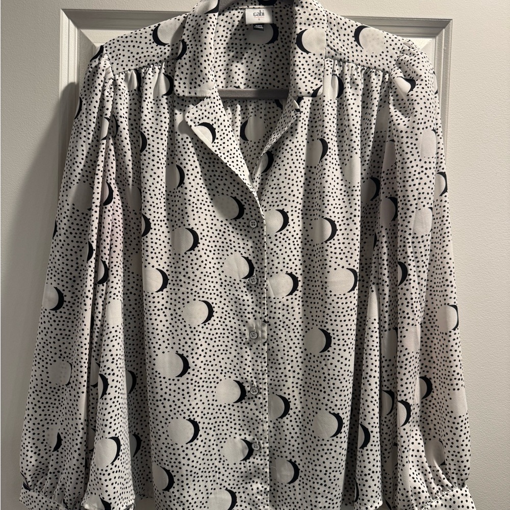 Cabi style #4340 Eclipse Blouse-EUC-Fall 2022 - Picture 6 of 6